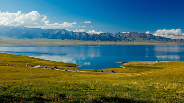 【中旅自組】北疆全景<深度穿越獨庫公路>雙飛10日游